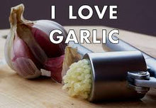 Load image into Gallery viewer, Garlic Infused Olive Oil